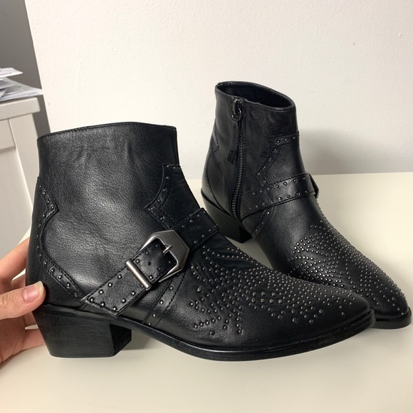 zara boots cowboy